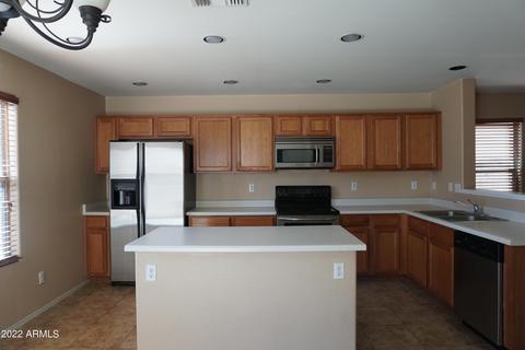 1153 E Hampton Ln, Gilbert, AZ 85295 photo 2