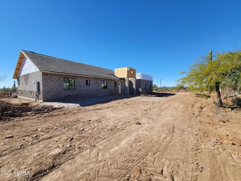 355 W Frontier St, Apache Junction, AZ 85120 photo 4