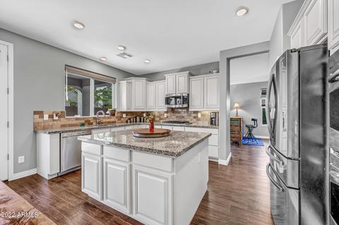 2059 E Gillcrest Rd, Gilbert, AZ 85298 photo 20
