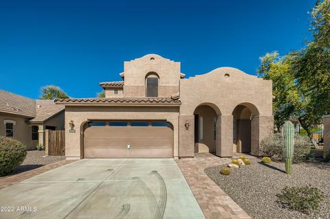 2702 E Canyon Creek Dr, Gilbert, AZ 85295 photo 1