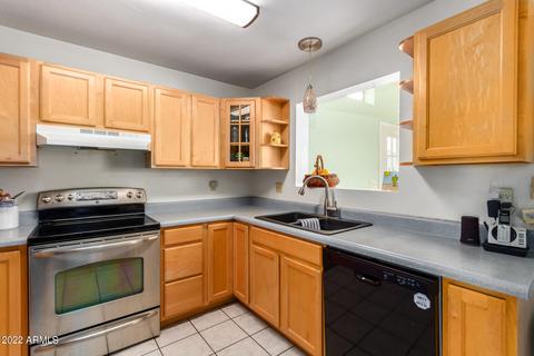 1529 E Divot Dr E, Tempe, AZ 85283 photo 12