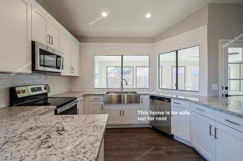 1911 E Belmont Dr, Tempe, AZ 85284 photo 9