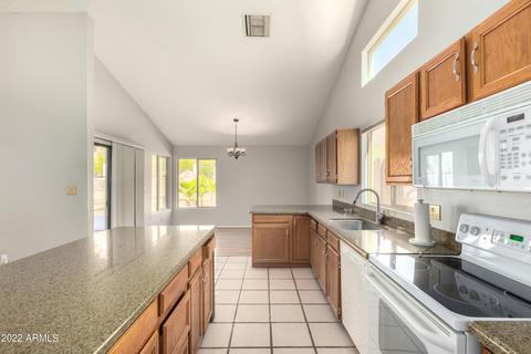 3834 E Cathedral Rock Dr, Phoenix, AZ 85044 photo 12