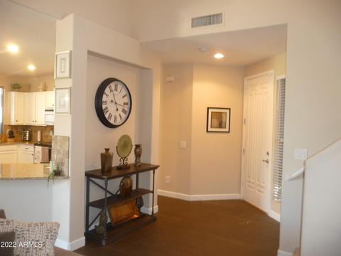 856 S Nielson Ct, Gilbert, AZ 85296 photo 2