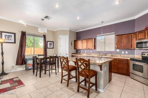 1534 E Kings Ct, Gilbert, AZ 85234 photo 11
