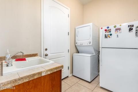 1534 E Kings Ct, Gilbert, AZ 85234 photo 25