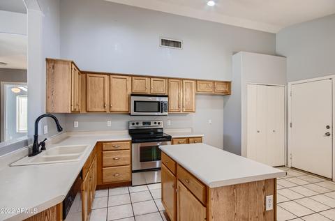 1359 S Porter St, Gilbert, AZ 85296 photo 12