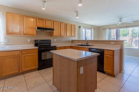 4734 E Summerhaven Dr, Phoenix, AZ 85044 photo 5