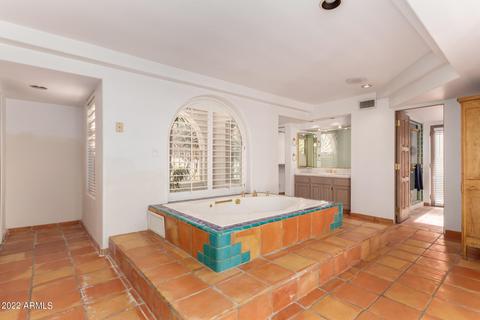 2201 E Mountain View Rd, Phoenix, AZ 85028 photo 20