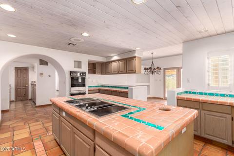 2201 E Mountain View Rd, Phoenix, AZ 85028 photo 12