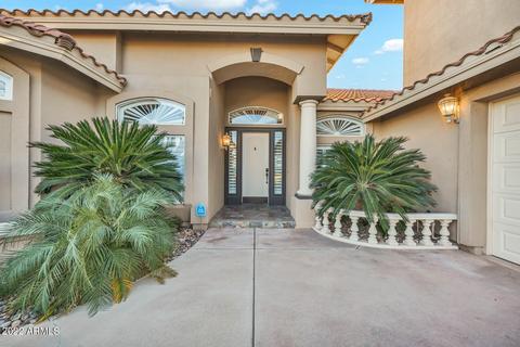 1849 E Willow Tree Ct, Gilbert, AZ 85234 photo 4