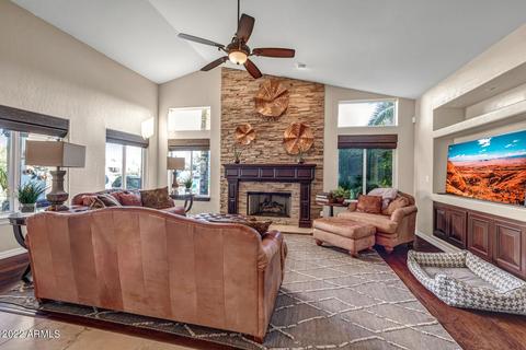 1849 E Willow Tree Ct, Gilbert, AZ 85234 photo 10