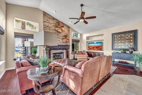 1849 E Willow Tree Ct, Gilbert, AZ 85234 photo 11