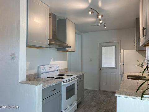 112 E Carter Rd, Phoenix, AZ 85042 photo 9