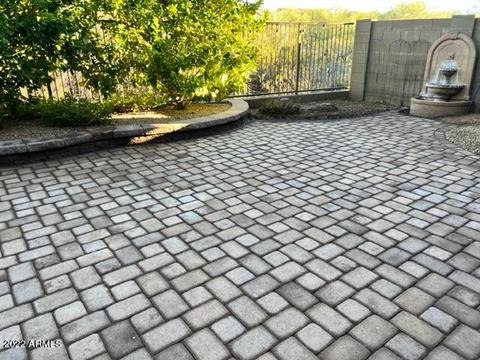 3620 E Salter Dr, Phoenix, AZ 85050 photo 5