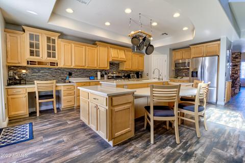 3953 E Latham Way, Gilbert, AZ 85297 photo 12