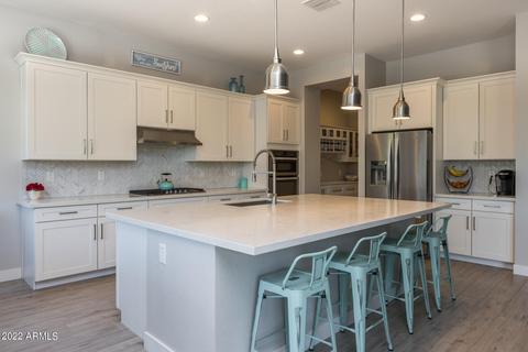 10354 E Topaz Ave, Mesa, AZ 85212 photo 2