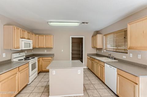 9017 S 11th Pl, Phoenix, AZ 85042 photo 10