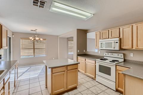 9017 S 11th Pl, Phoenix, AZ 85042 photo 13