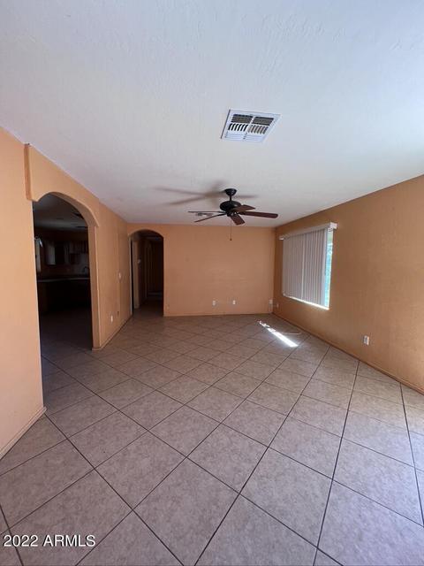 302 E Desert Dr, Phoenix, AZ 85042 photo 2