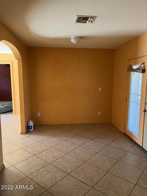 302 E Desert Dr, Phoenix, AZ 85042 photo 3