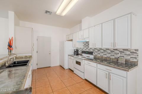 520 W 18th Ave, Apache Junction, AZ 85120 photo 7