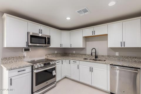 7241 W Camelback Rd, Phoenix, AZ 85033 photo 17