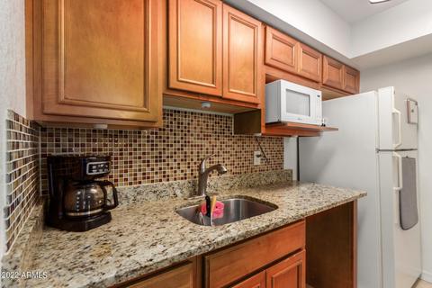 523 E Royal Palms Dr, Mesa, AZ 85203 photo 9
