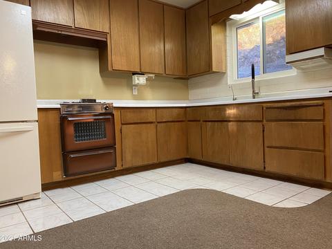 1027 E Seldon Ln, Phoenix, AZ 85020 photo 10