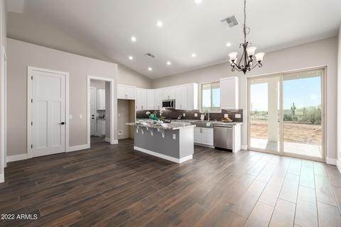 2523 W Whiteley St, Apache Junction, AZ 85120 photo 9