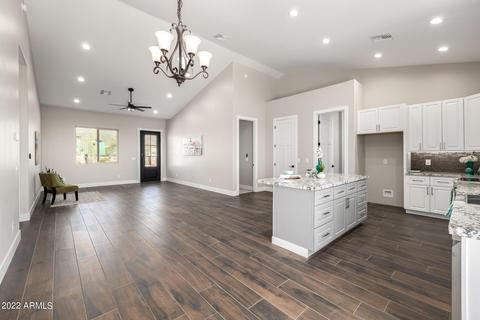 2523 W Whiteley St, Apache Junction, AZ 85120 photo 10