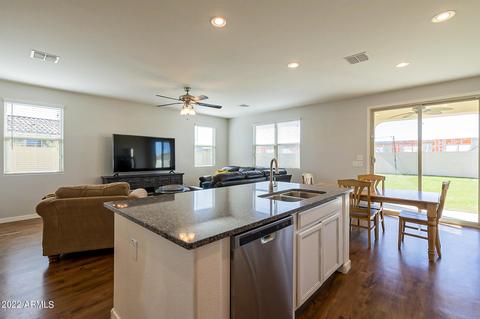 9517 E Theia Dr, Mesa, AZ 85212 photo 16