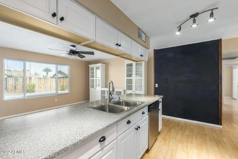 2426 E Intrepid Ave, Mesa, AZ 85204 photo 18