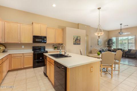 2186 S Rock Ct, Gilbert, AZ 85295 photo 9