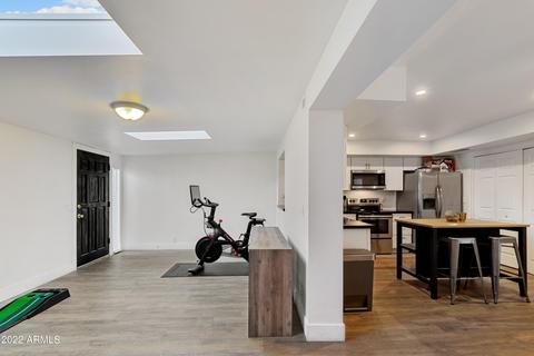 2820 E Clarendon Ave, Phoenix, AZ 85016 photo 8