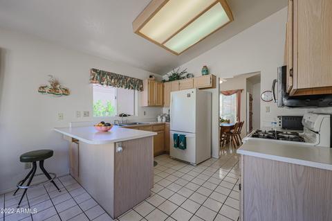 4134 E Mercer Ln, Phoenix, AZ 85028 photo 7
