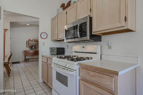 4134 E Mercer Ln, Phoenix, AZ 85028 photo 10