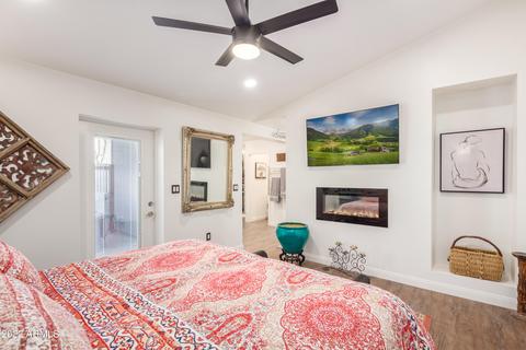 3224 E Laurel Ln, Phoenix, AZ 85028 photo 5