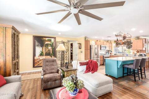 3224 E Laurel Ln, Phoenix, AZ 85028 photo 10