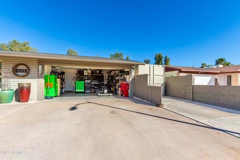 3224 E Laurel Ln, Phoenix, AZ 85028 photo 2