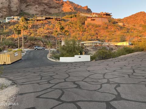 4958 E Grandview Ln, Phoenix, AZ 85018 photo 2