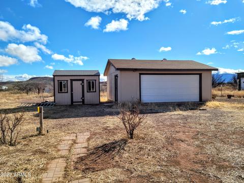 552 E Mulberry Ln, Bisbee, AZ 85603 photo 2