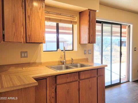 552 E Mulberry Ln, Bisbee, AZ 85603 photo 8