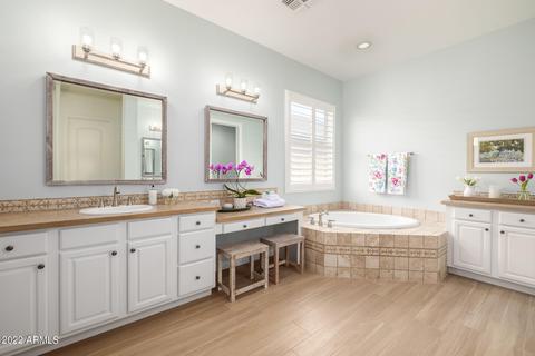 2822 E Warbler Rd, Gilbert, AZ 85297 photo 23