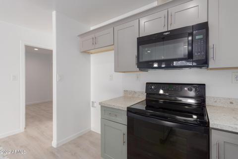 3144 E Chipman Rd, Phoenix, AZ 85040 photo 11
