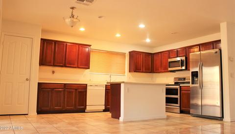 2409 W Chipman Rd, Phoenix, AZ 85041 photo 7