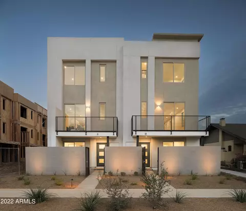 825 N 9th Ave #4, Phoenix, AZ 85007