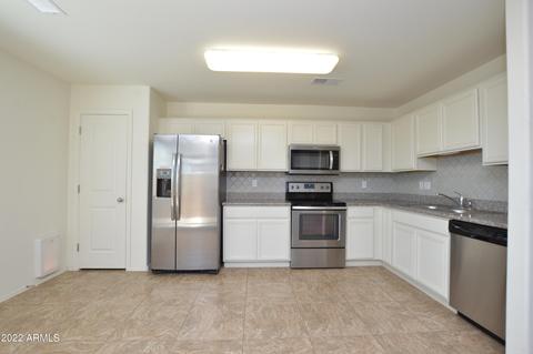 1833 W Road Agent St, Apache Junction, AZ 85120 photo 8