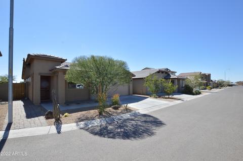 1833 W Road Agent St, Apache Junction, AZ 85120 photo 2