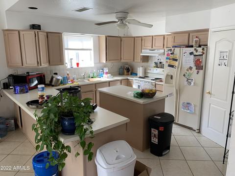 441 E Hackamore St, Mesa, AZ 85203 photo 2